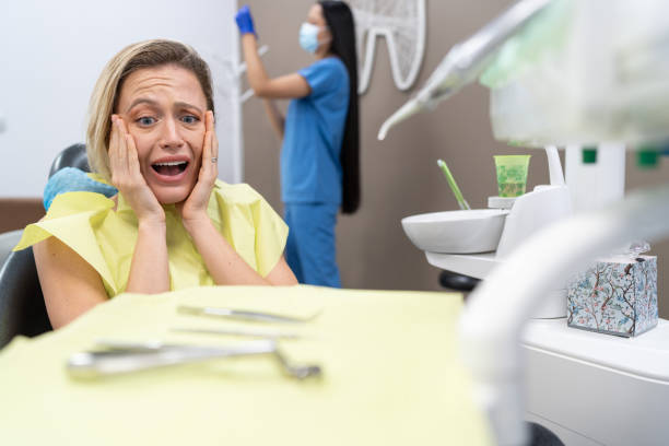 Best Dentist for Tooth Abscess  in Glennville, GA